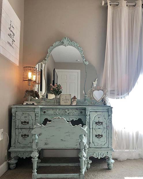 Chic Up-cycled Vanity Table
