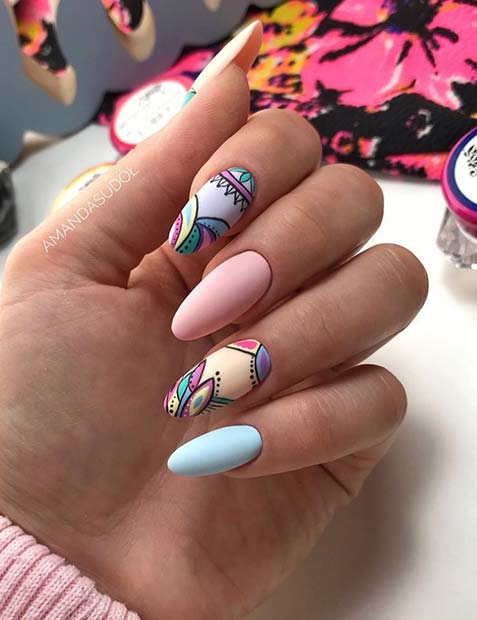 Ongles uniques et colorés