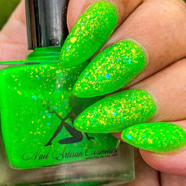 Sparkly Neon Green Nails
