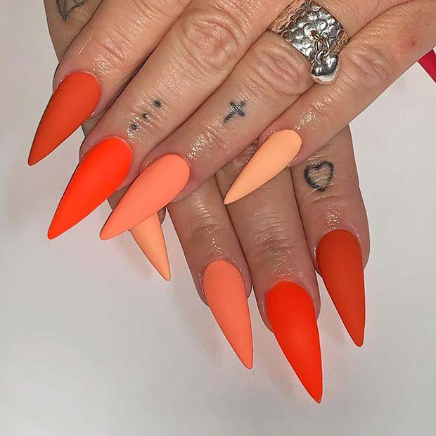 Μοντέρνο Matte Orange Mani