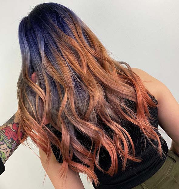 Cheveux violet foncé à orange clair