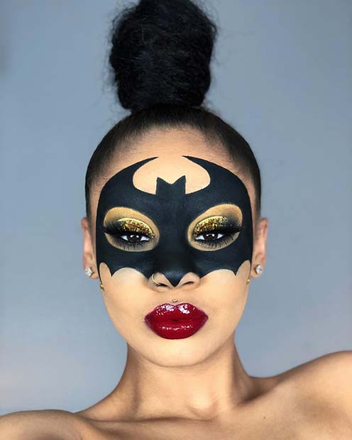 Maquillage inspiré de Batman pour les femmes