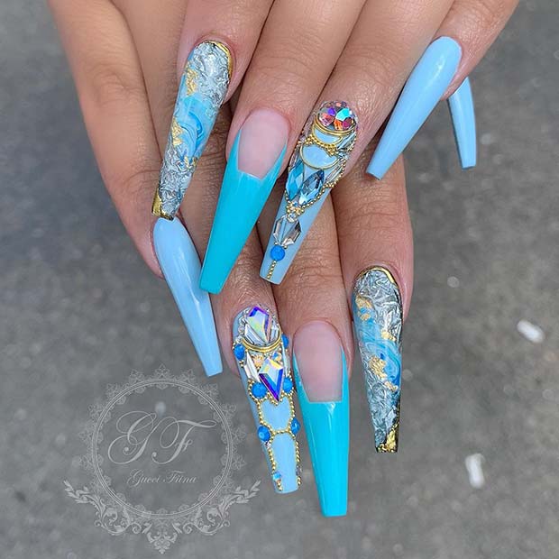 Ongles bleu bébé uniques