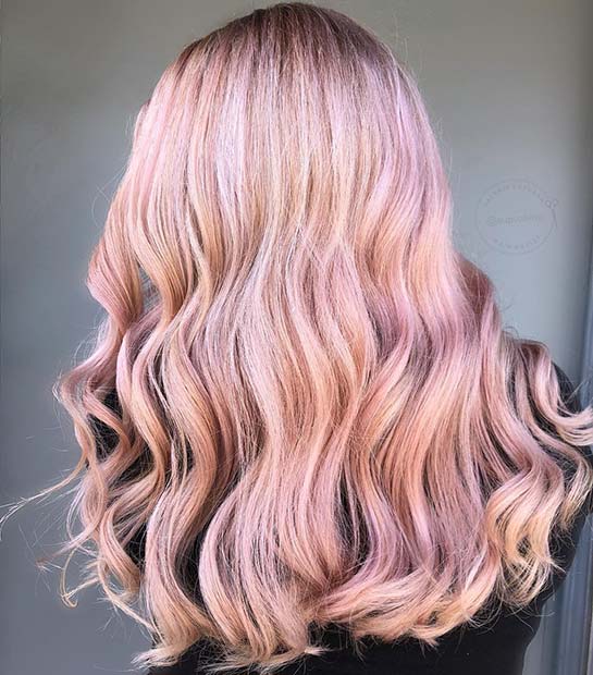 Idée subtile de couleur de cheveux en or rose