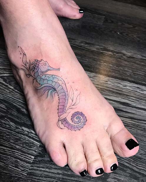 Jolie idée de tatouage d'hippocampe