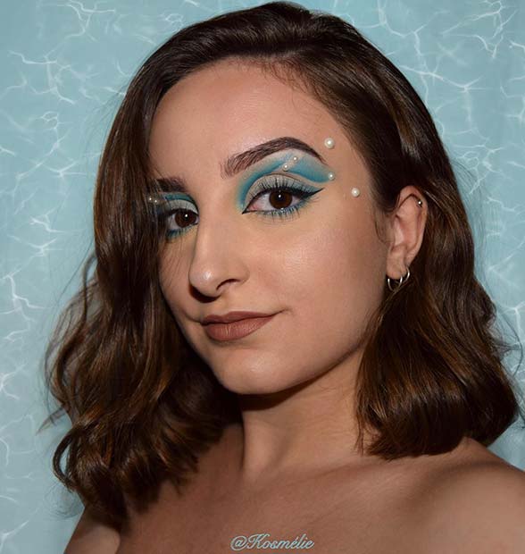 Mermaid Eye Makeup Look