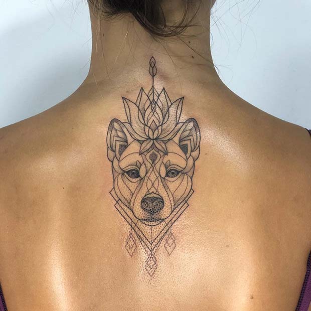 Conception de tatouage d'animal et de lotus