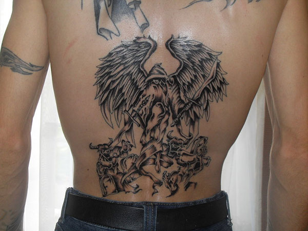 Tatouage d'art d'ange