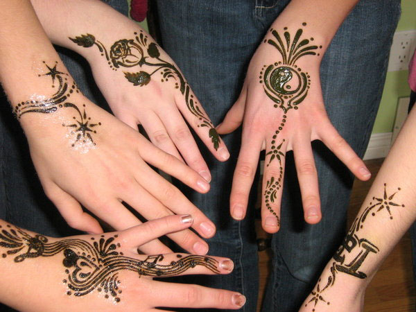 Γιορτές Henna Friends of Friends της Νύφης