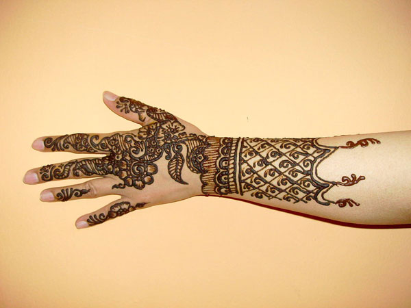 Σχέδιο Henna Half Hand