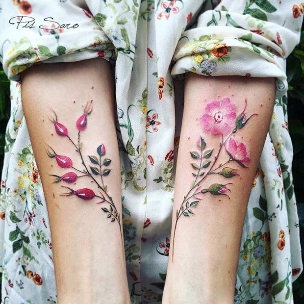 Conception de tatouage de belles fleurs aquarelles