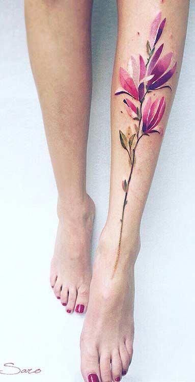 Magnolia Ακουαρέλα Flower Leg Tattoo Idea