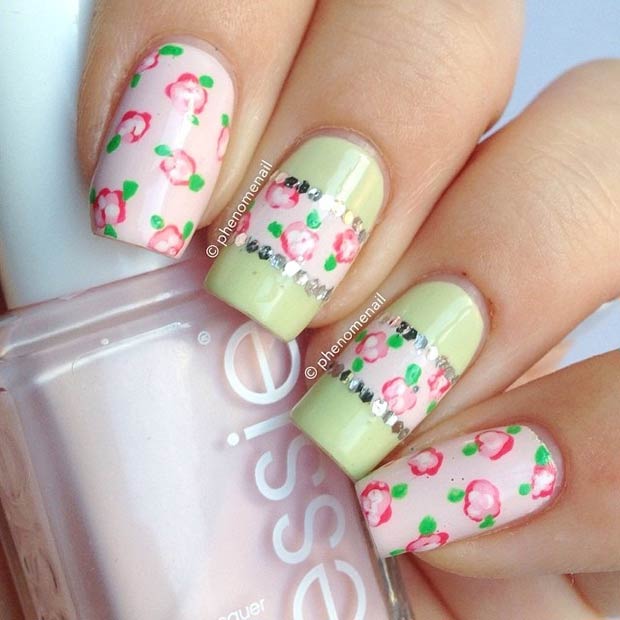 Ανοιχτό ροζ και μέντα Floral Nails