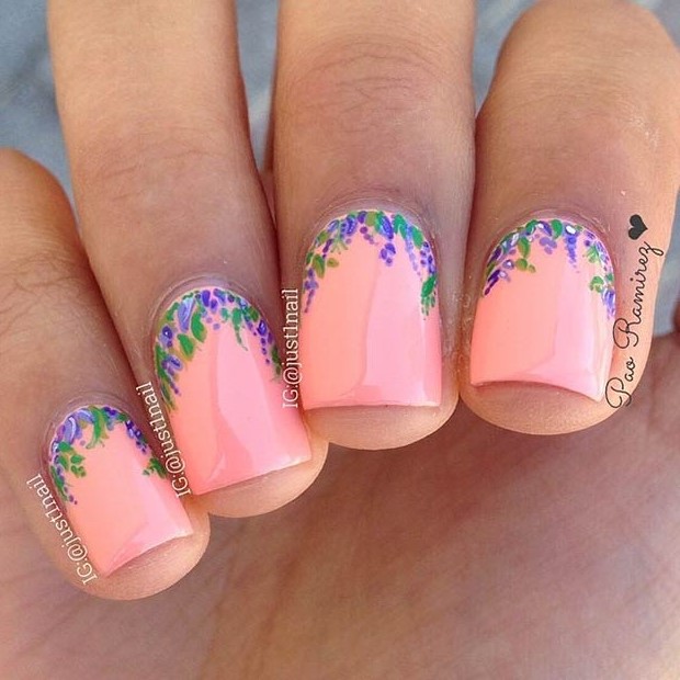 Conception de fleurs pour ongles courts