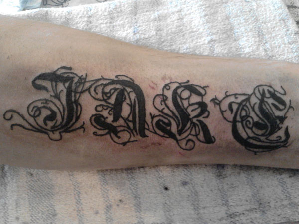 Το τατουάζ του Miagazza1