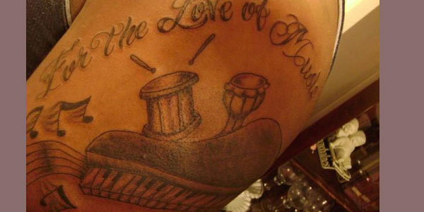 pour l'amour de la musique tatouage