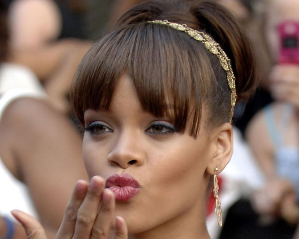 Coiffure Rihanna Sexy