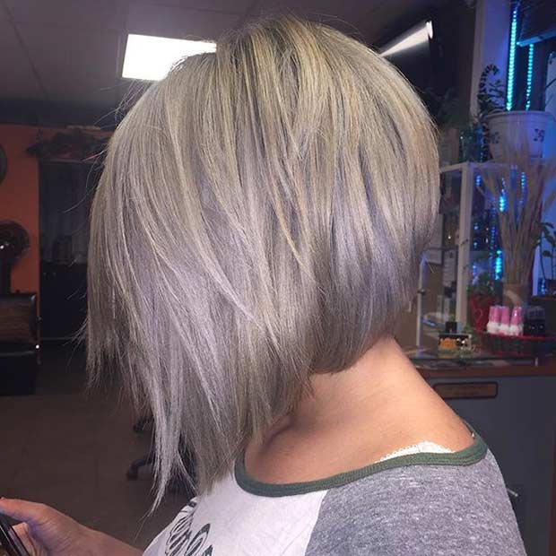 Coupe de cheveux grise inversée