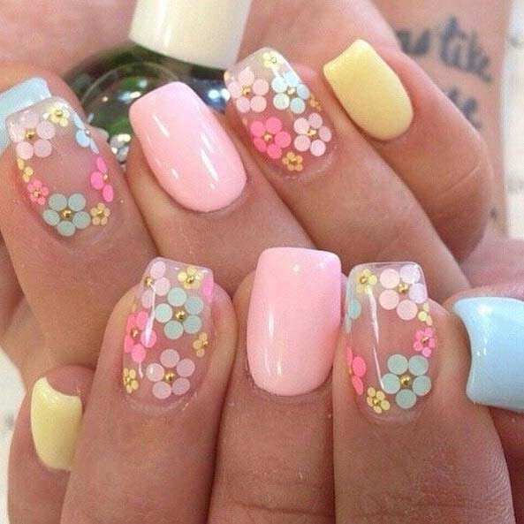 Παστέλ Floral Nails