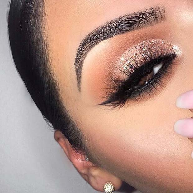 Glam, Glittery Eyes for Prom