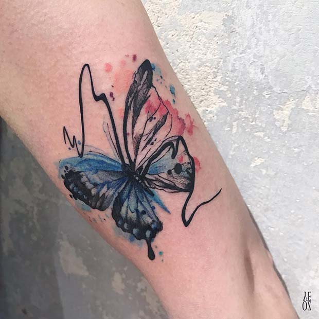 Conception de tatouage papillon artistique