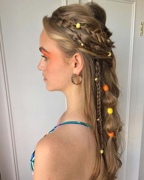 Half Up Hairstyle για Φεστιβάλ