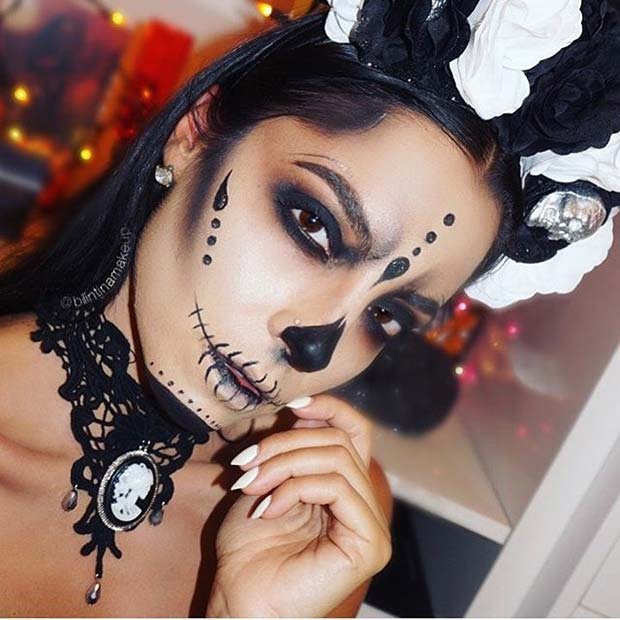 Maquillage de crâne effrayant pour de jolies idées de maquillage d'Halloween