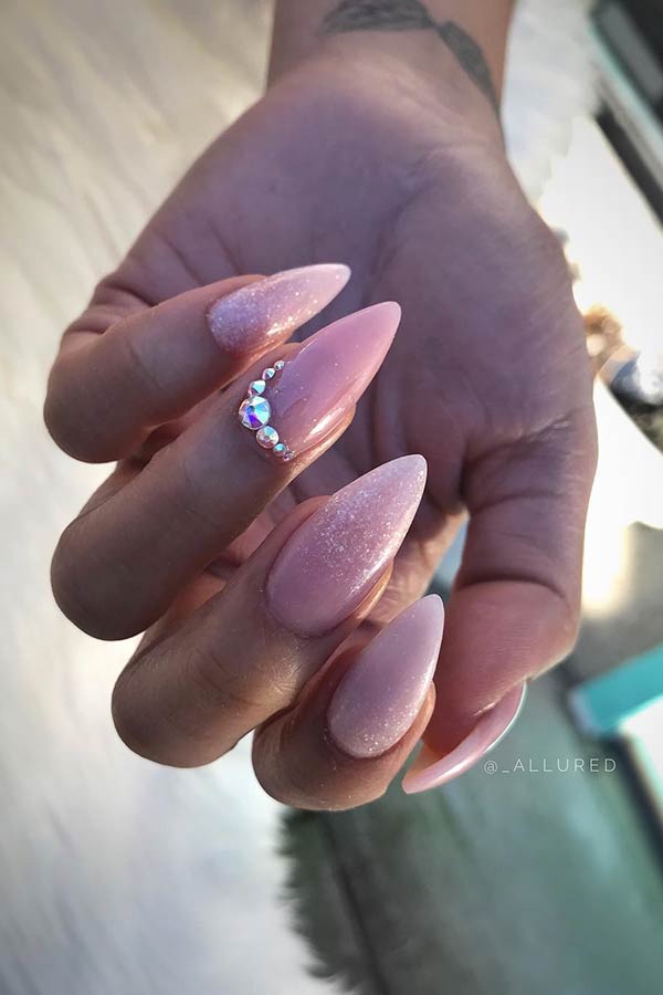 Κομψά Sparkly Nails