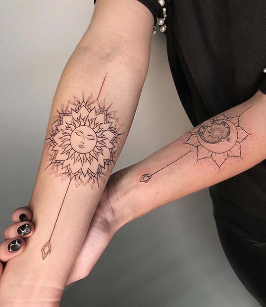 Τατουάζ μπράτσου ήλιου και σελήνης