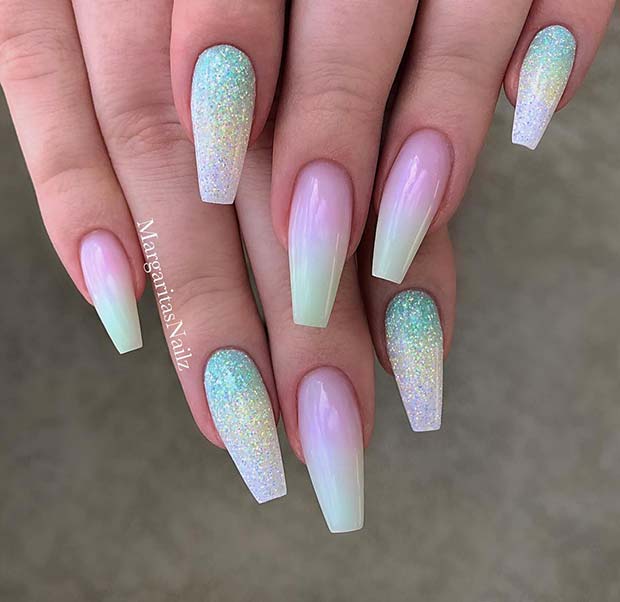 Design d'ongles ombré vert clair