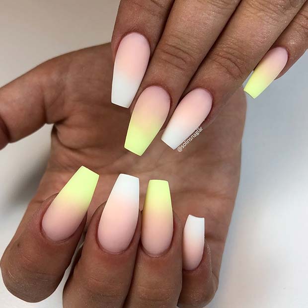 Ματ γαλλικά Ombre Nails με ποπ κίτρινο