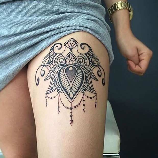Mandala Thigh Tattoo Design για γυναίκες