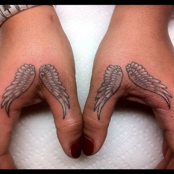 Τατουάζ χεριών Hand Wings για γυναίκες