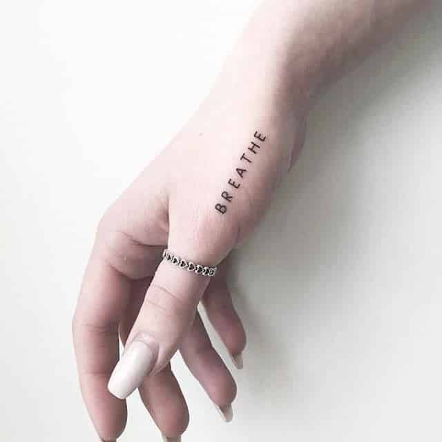 Breathe Hand tattoo για γυναίκες