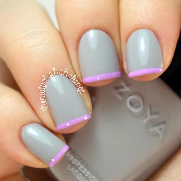 Conseils violets pour la conception des ongles