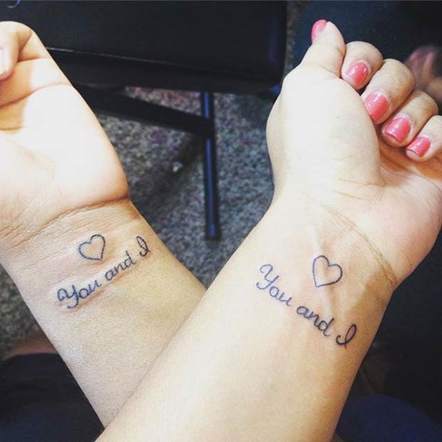 Mère et fille vous et moi tatouages