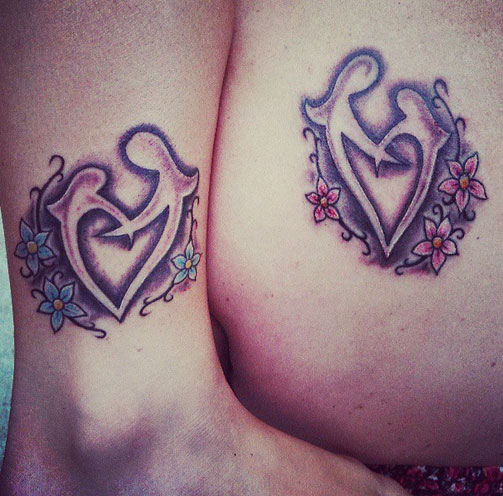 Petits tatouages ​​​​de symbole de mère et de fille