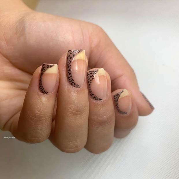 Wild Leopard Mani με Nude Tips