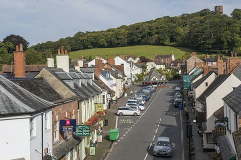 propriété géorgienne avec vue sur le château de Dunster à vendre à Somerset