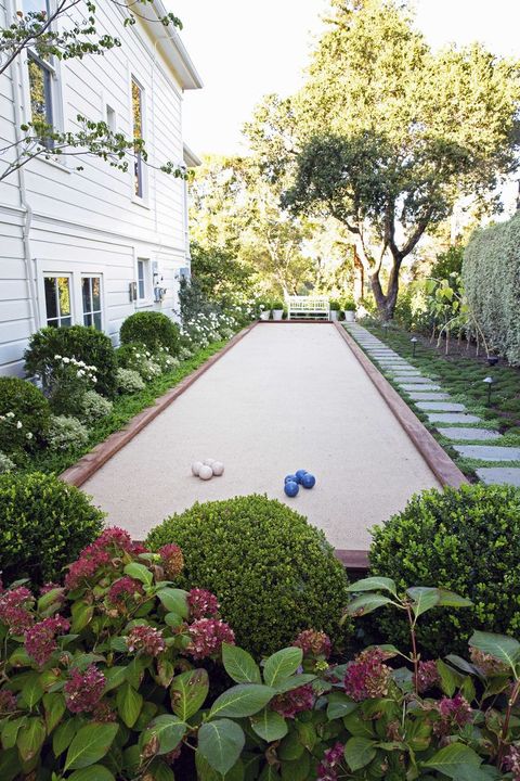 bocce court