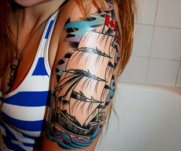 Tatouage de bateau à manches