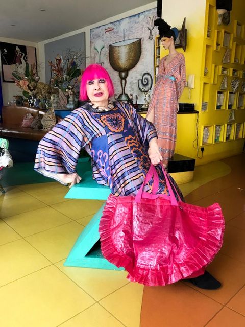 sac de transport karismatisk inspiré de frakta, de la nouvelle collection ikea avec zandra rhodes