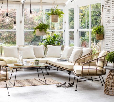 chaises et table de jardin négoce