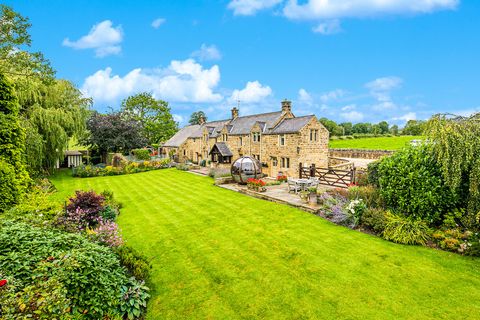 Πωλείται αγροικία του 18ου αιώνα στο Ashover, derbyshire