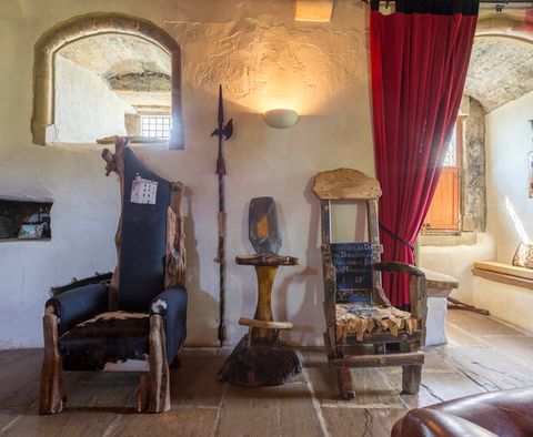 τώρα μπορείτε να νοικιάσετε κάστρο Άιρσάιρ για τις Απόκριες μέσω ενός γρήγορου ταξιδιού τρομακτική αποκριάτικη διαμονή